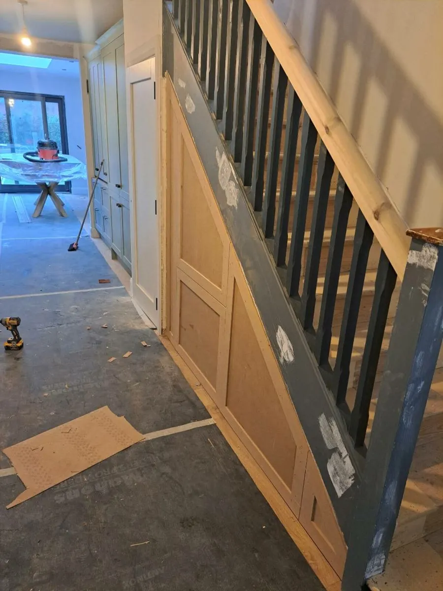 Carpenter/kitchen fitter - Image 2