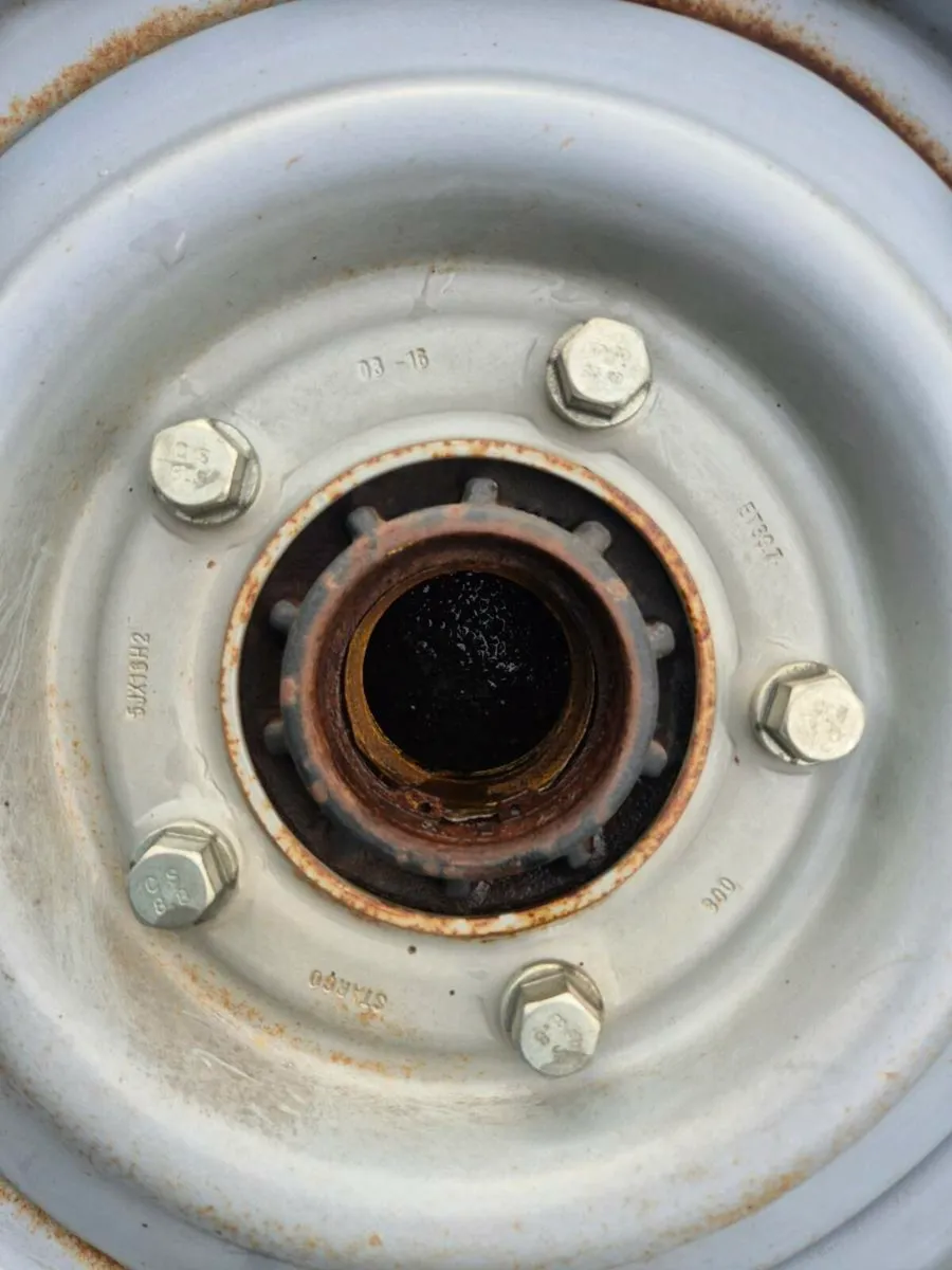 Ifor williams wheel and hub tyre - Image 2