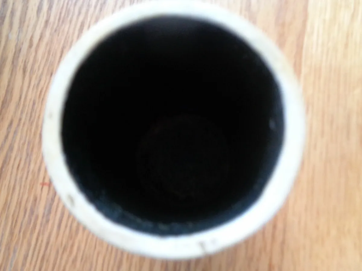 Vintage Indian Paper Mache Container for Sale - Image 2