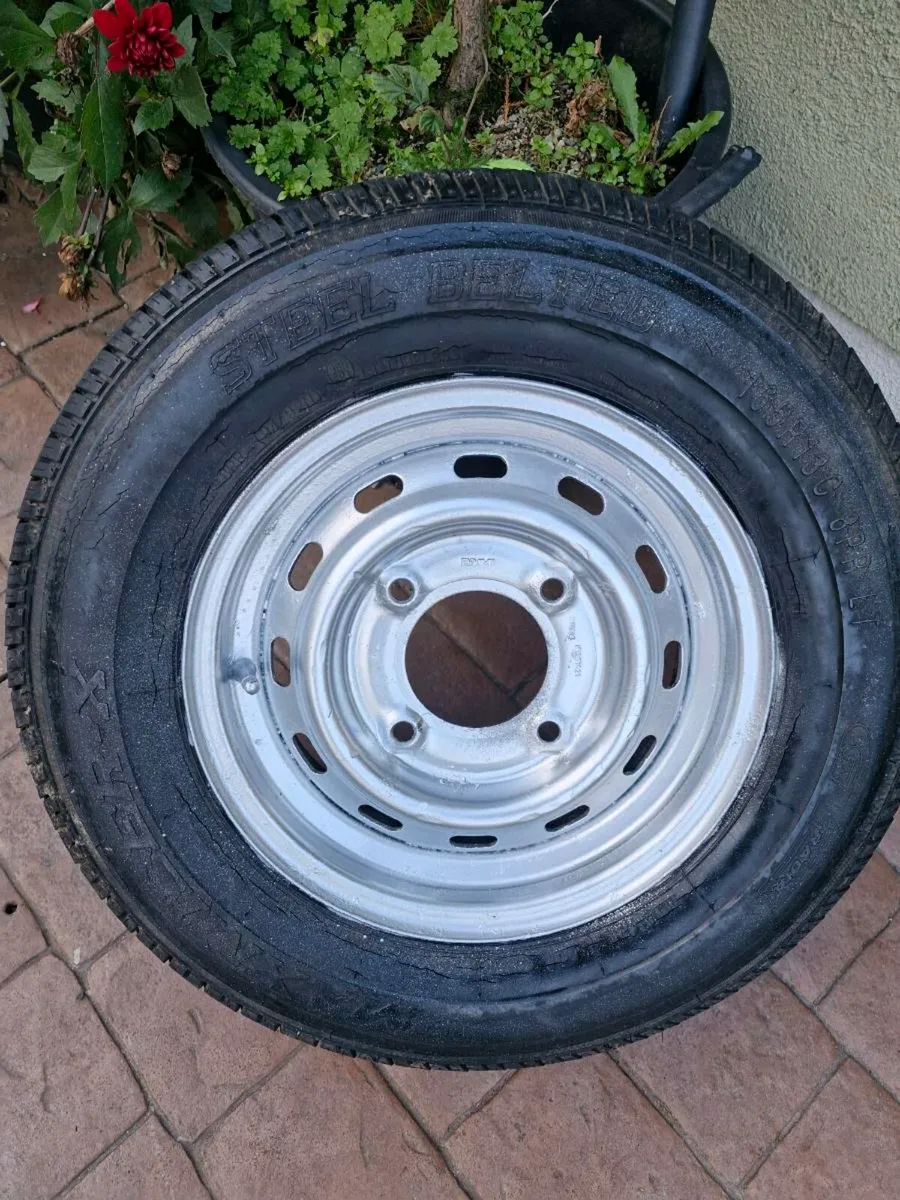 Ifor williams wheel - Image 1