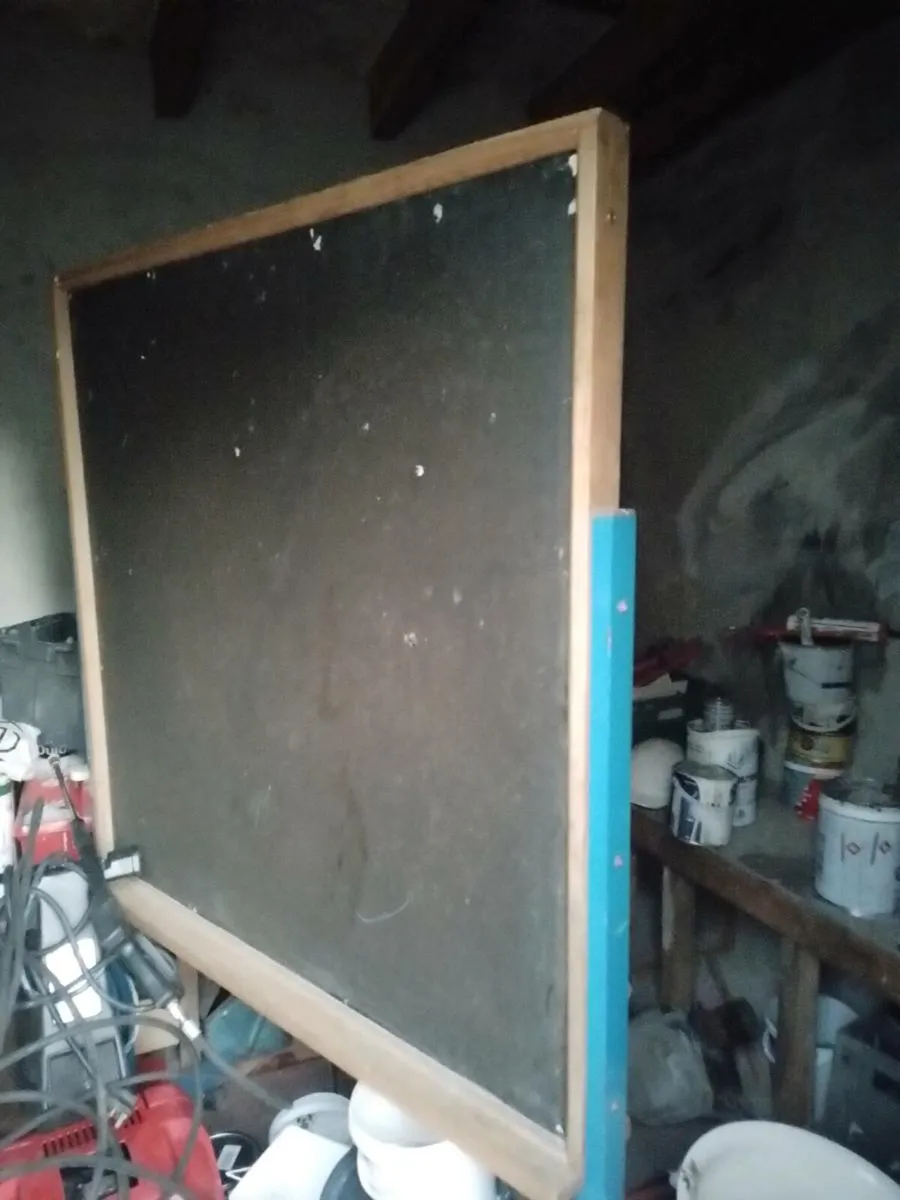 Large black board - Image 1