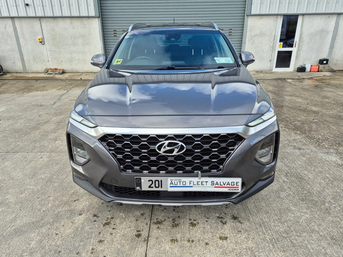 201 HYUNDAI SANTA FE 2.2 CRDI 4X4 EXECUTIVE PLUS - Image 2