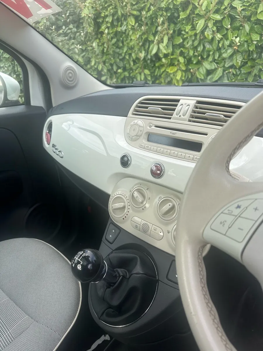 Fiat 500 Lounge - Image 4