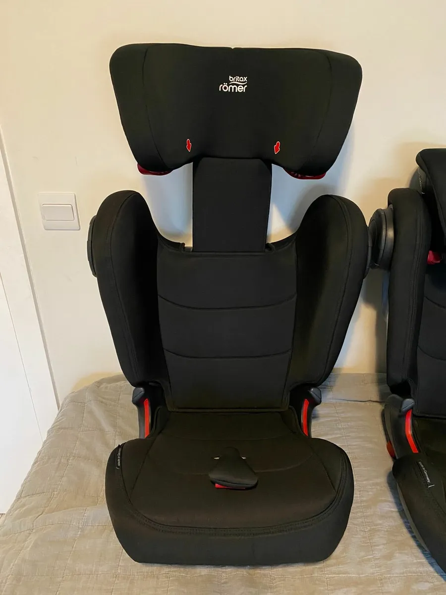 Britax Römer KIDFIX III M Car Seat - Image 3