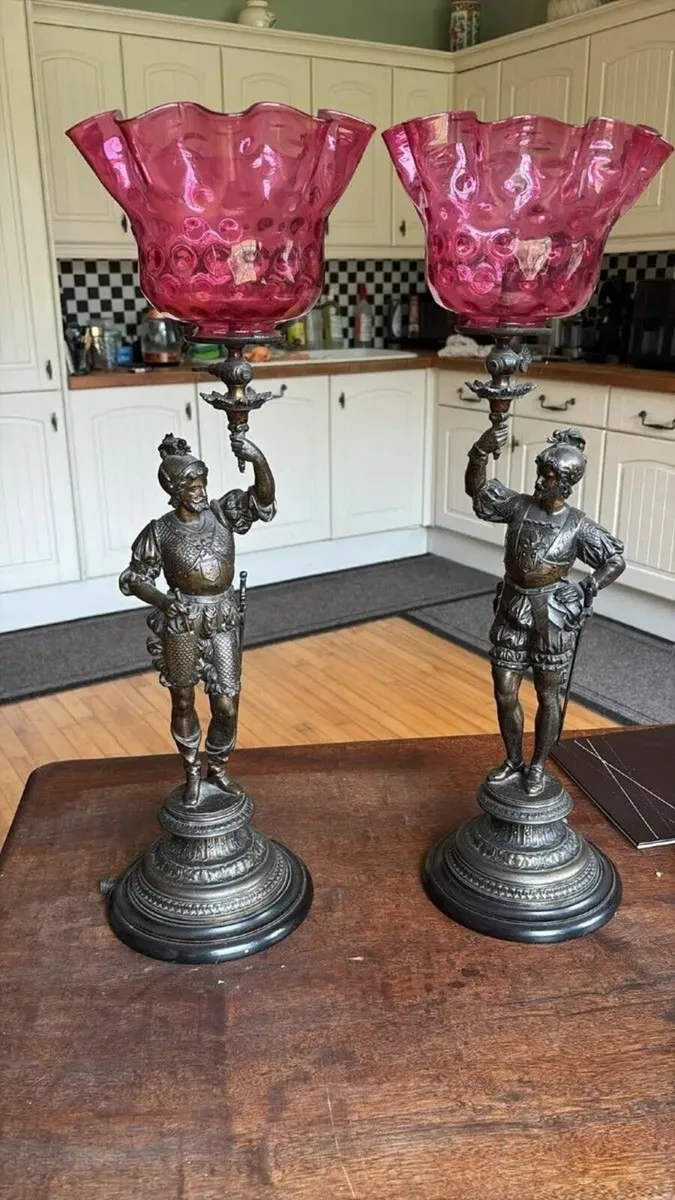 Victorian Renaissance 1880 antique newel post ligh