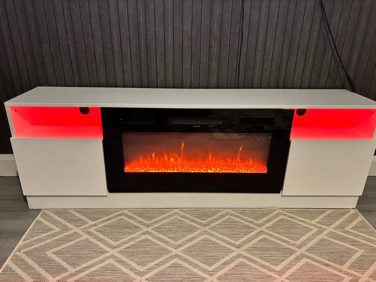 Tv unit with built in fireplace heater - Image 4
