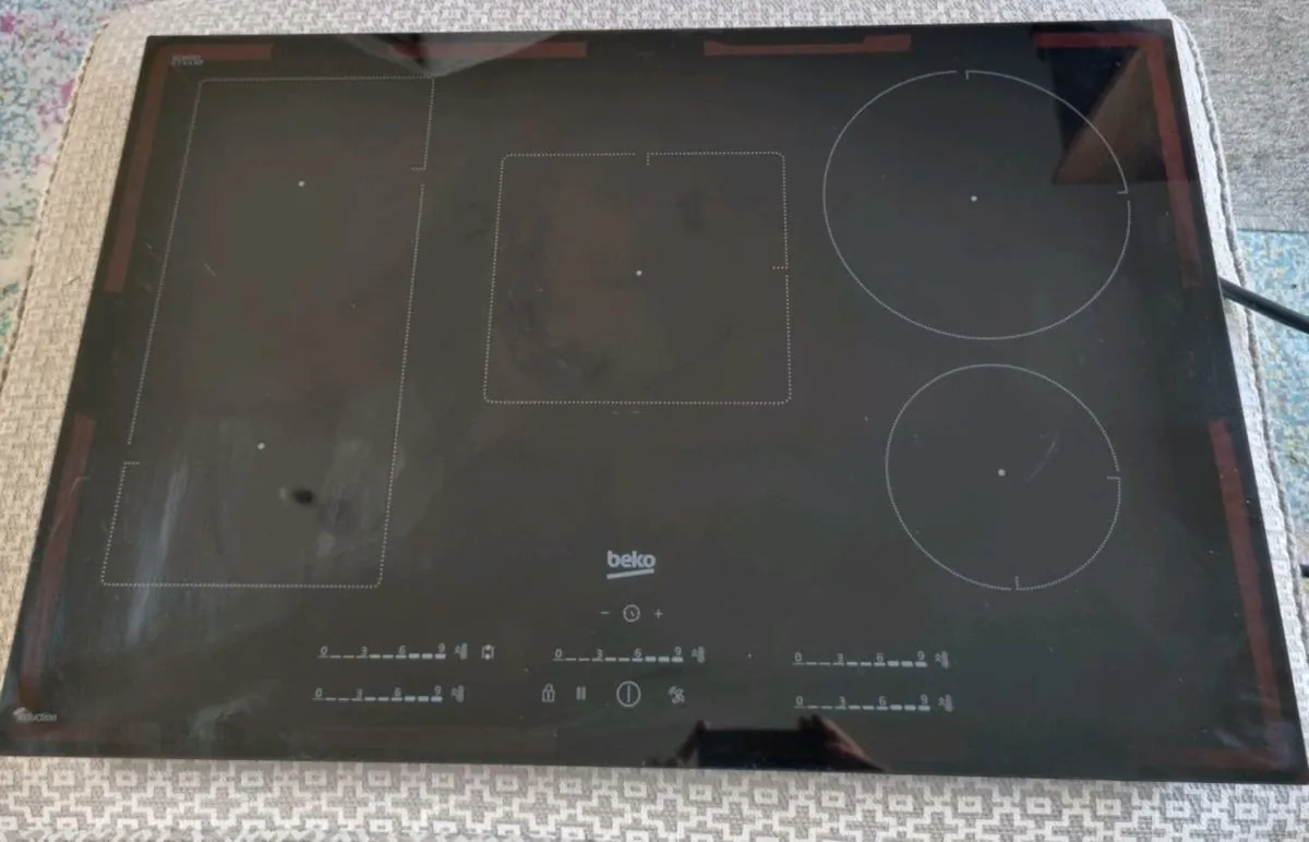 Beko 80cm Induction Hob - Black
