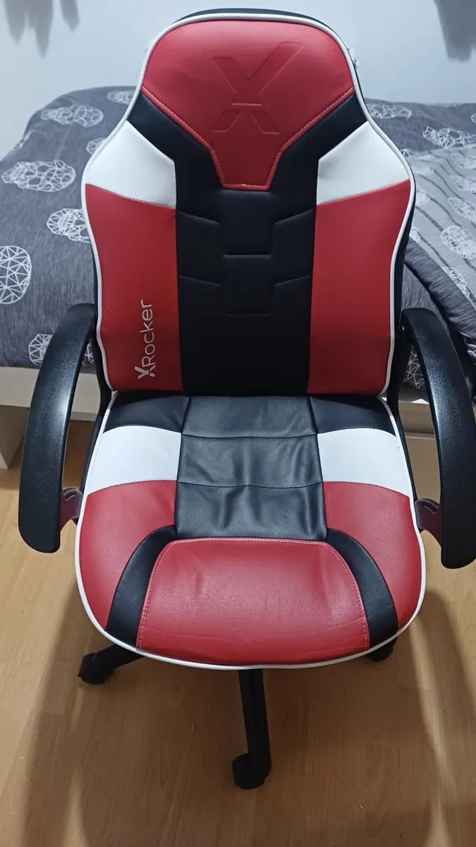Gaming Chair - Image 2