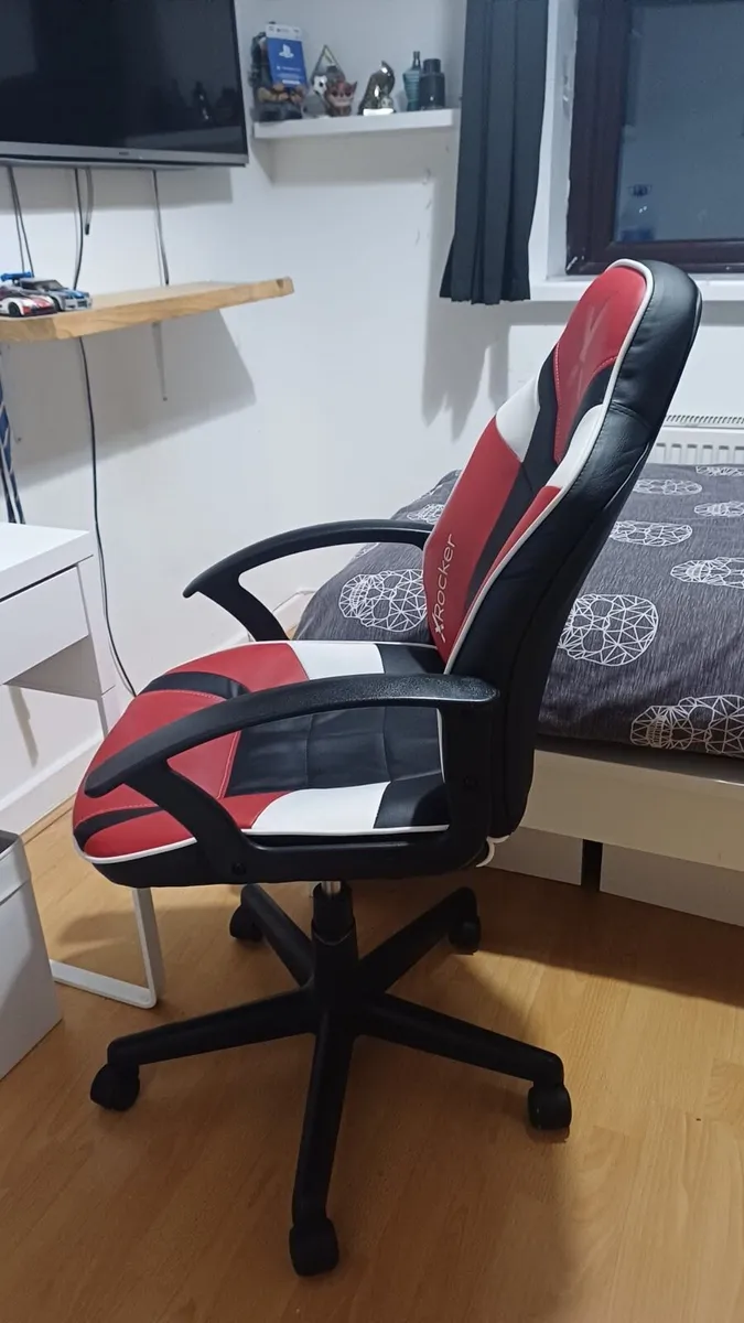 Gaming Chair - Image 3