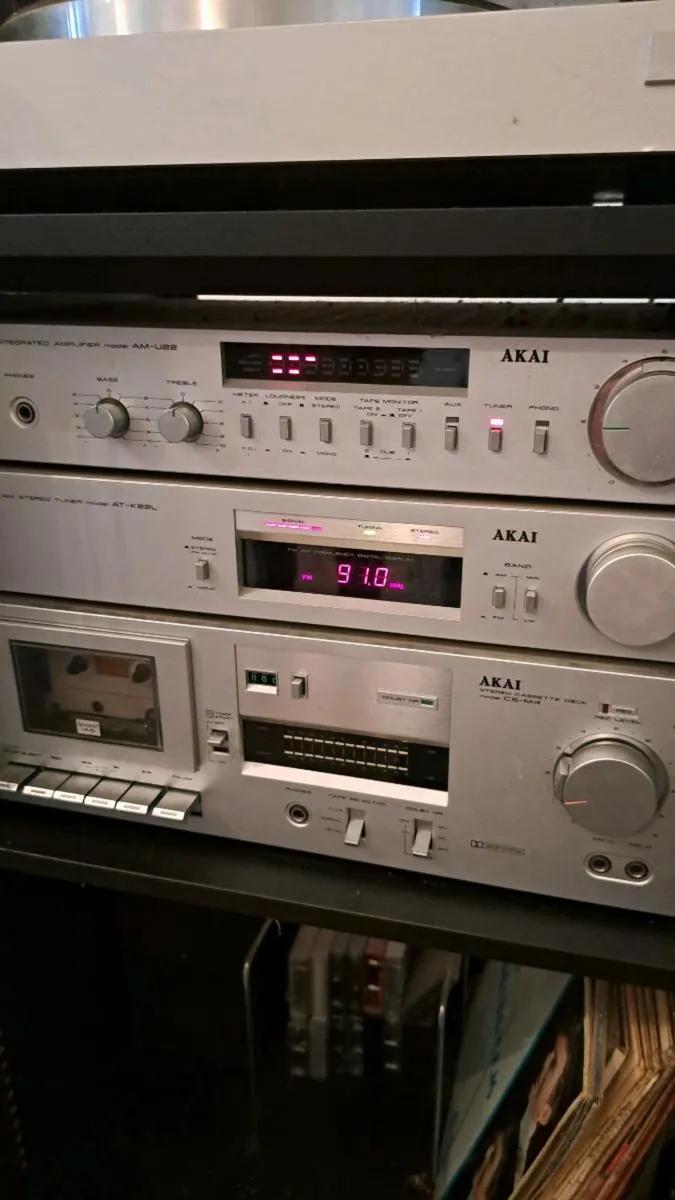 AKAI Stereo - Image 1