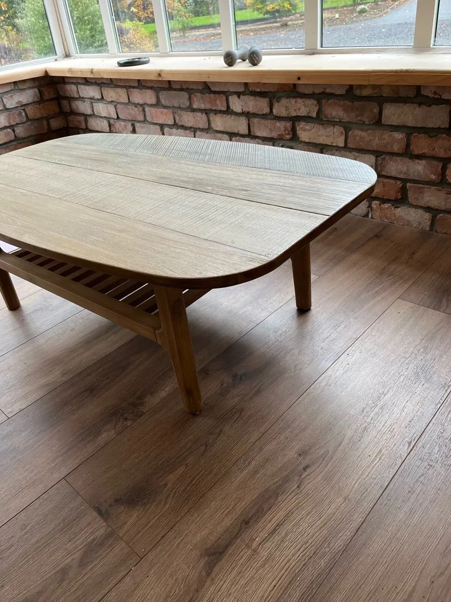 New Coffee table - Image 1