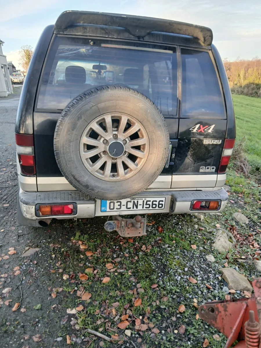 03 Izuzu trooper - Image 3