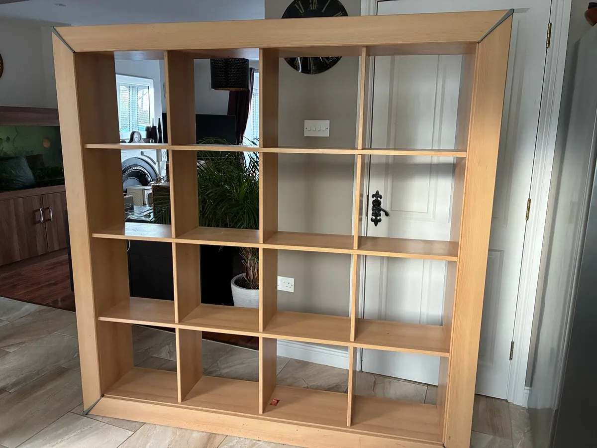 Display unit for sale - Image 3