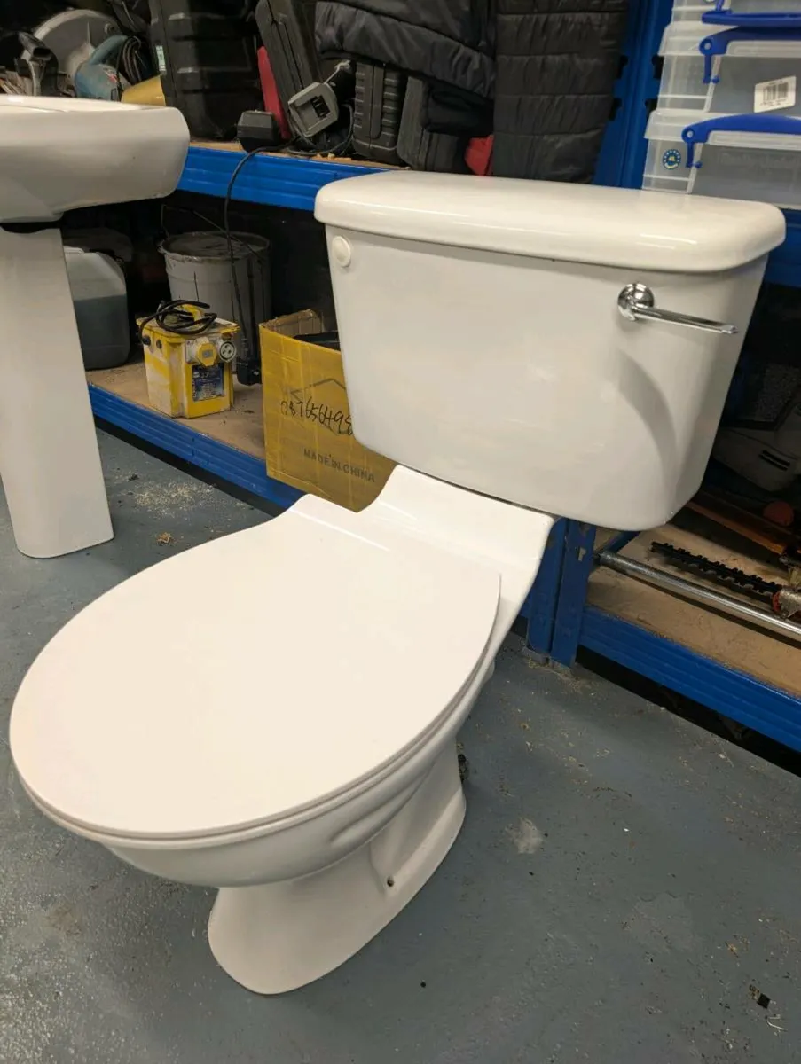 Toilet and sink - Image 3