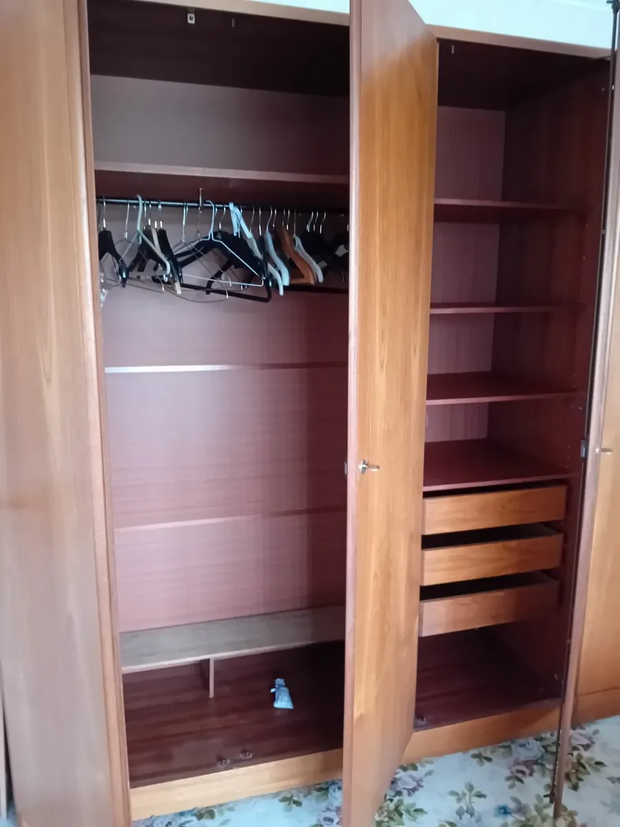 G plan wardrobes - Image 3