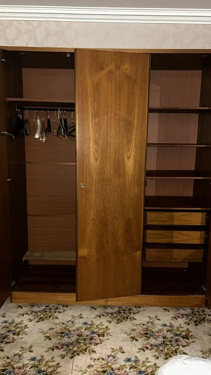 G plan wardrobes - Image 4