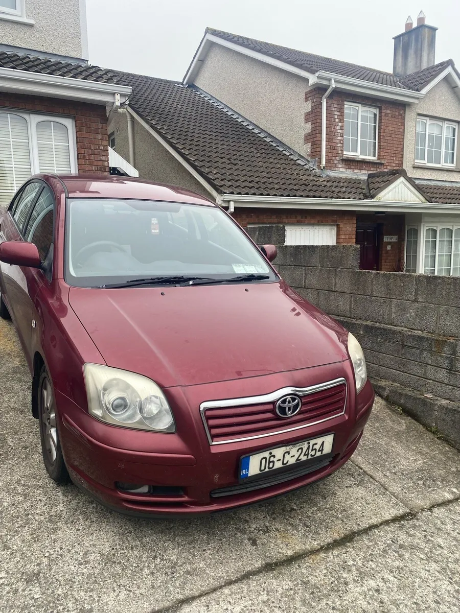 Toyota Avensis 1.6L petrol - Image 1