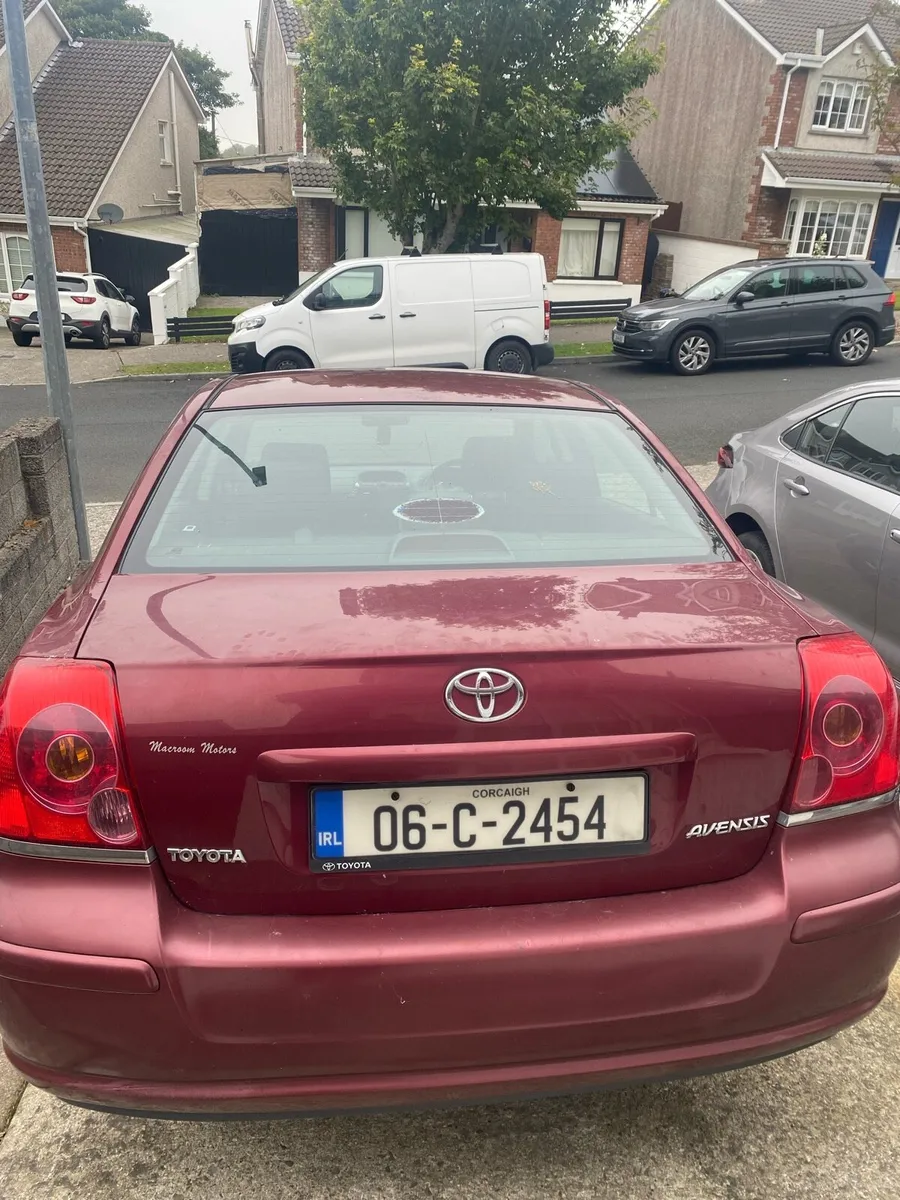 Toyota Avensis 1.6L petrol - Image 2