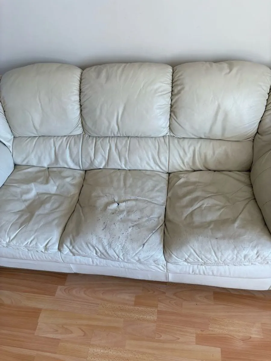 3 & 2 Seater Leather Couch - Image 2