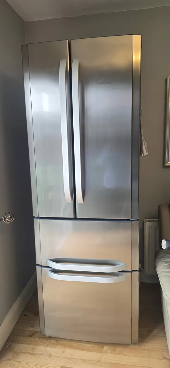 Hotpoint Fridge Freezer - Image 2