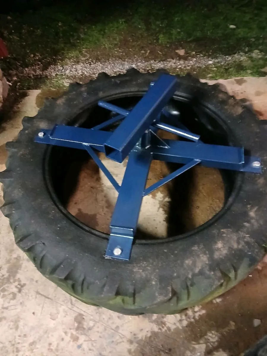 Cattle Crush / Silage Pusher - Image 4