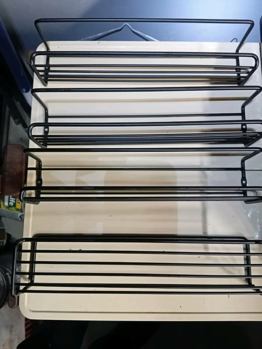 Spice racks x4