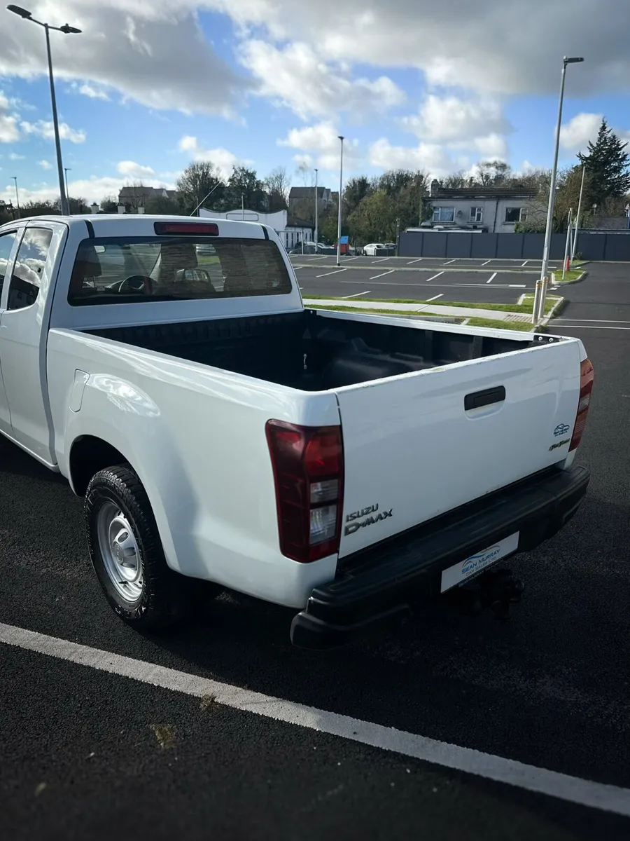 Isuzu D-Max 2016 - Image 4
