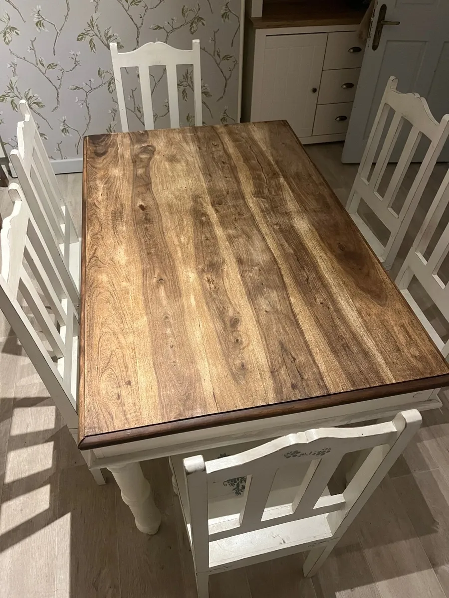Kitchen Table and chairs - Image 1
