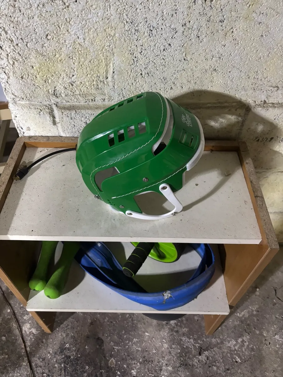 Old style helmet - Image 3