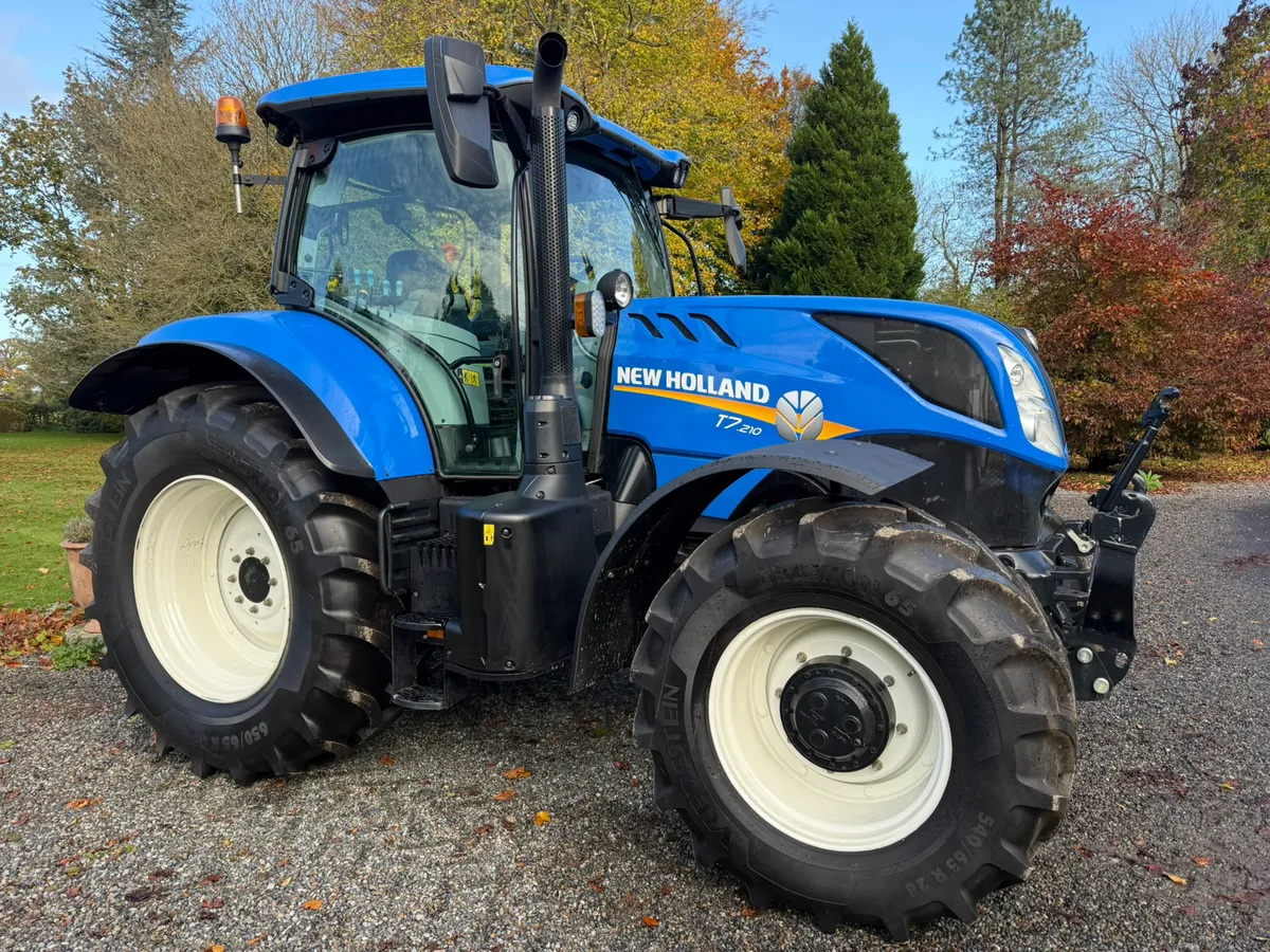 2024 New Holland T7.210 R/C AS NEW!!!! €106950 - Image 1