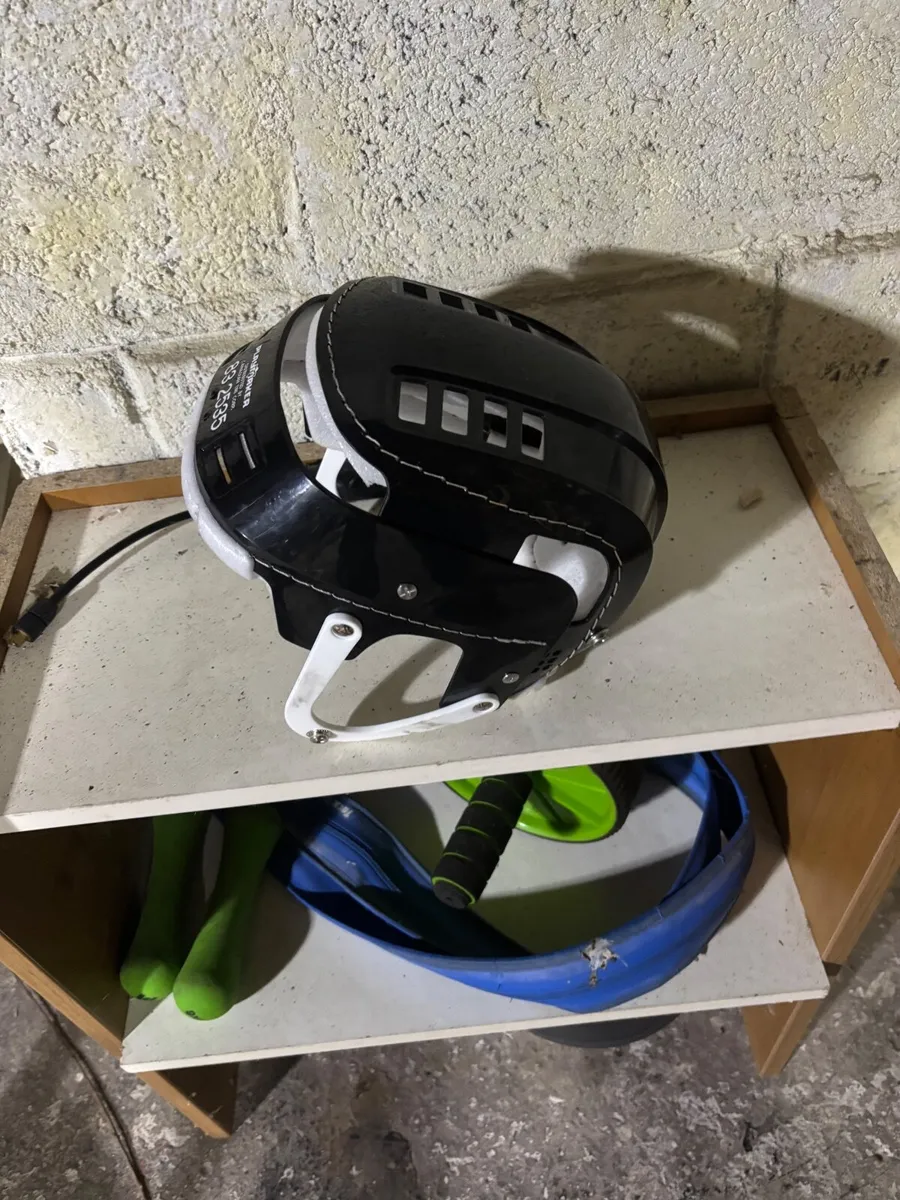 Old style helmet - Image 2