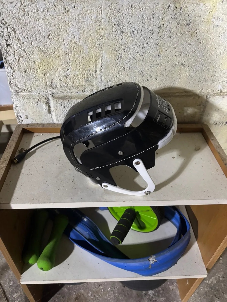 Old style helmet - Image 3