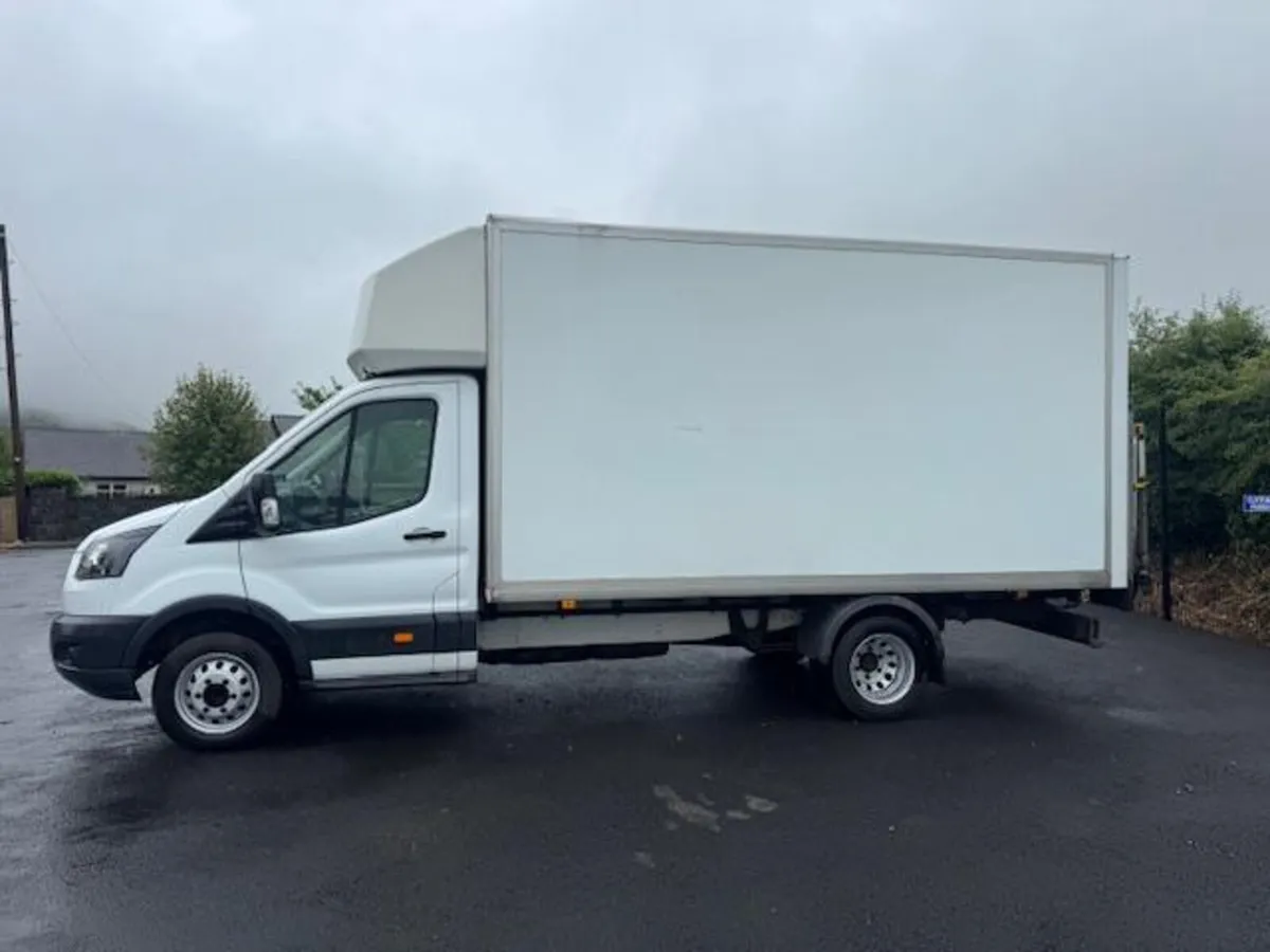 Ford Transit 2.0 Luton - Image 4