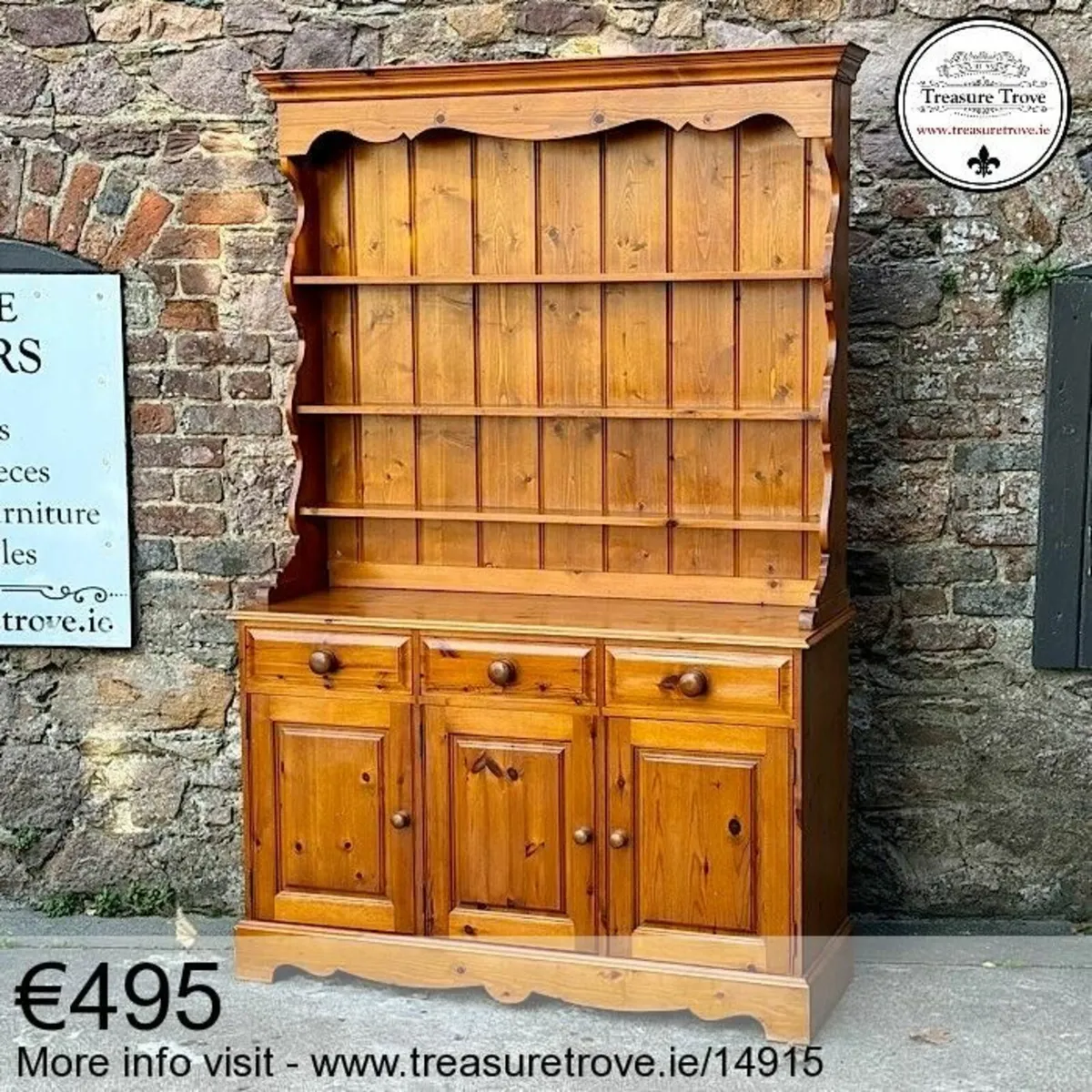 Vintage and antique kitchen dressers - Image 4