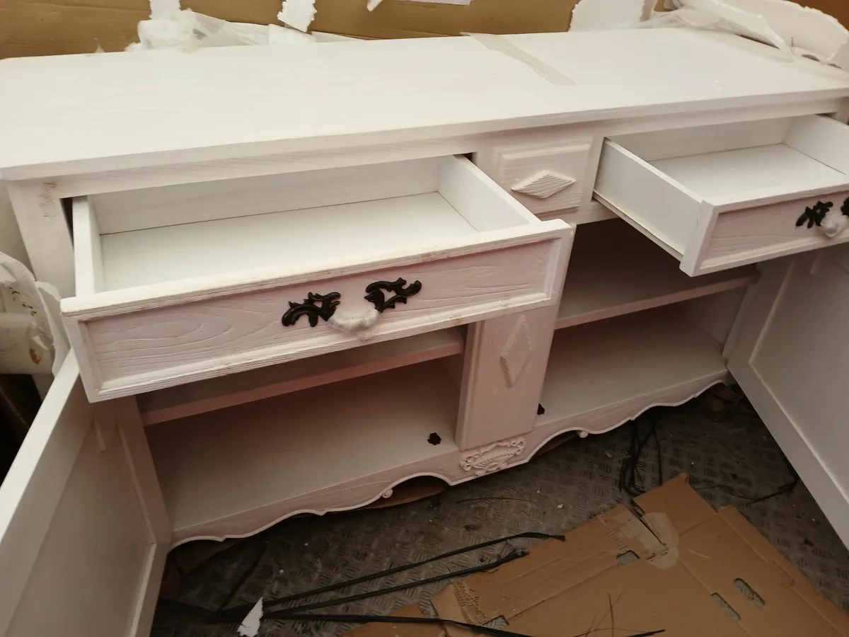 Cabbinet dresser traditional old style new - Image 4