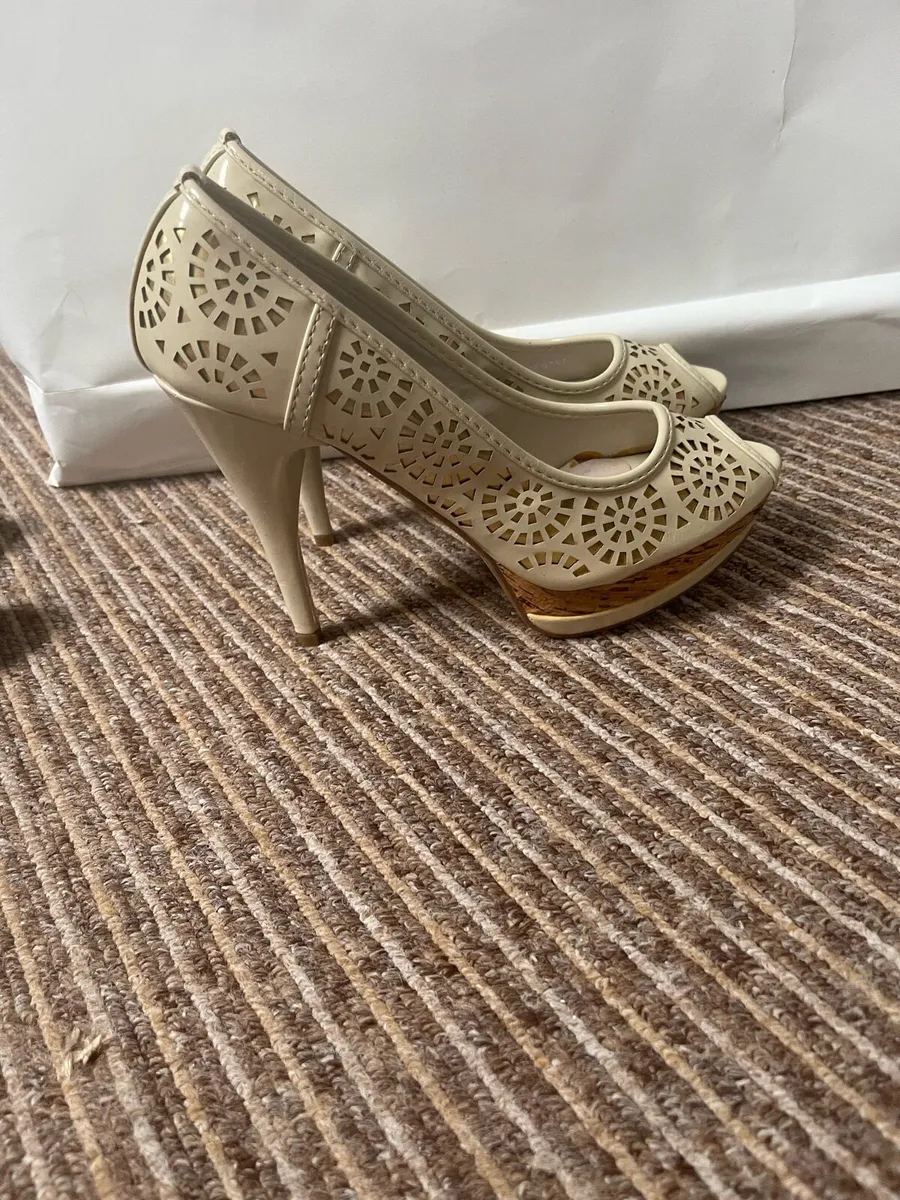 Shoes for sale - Image 4