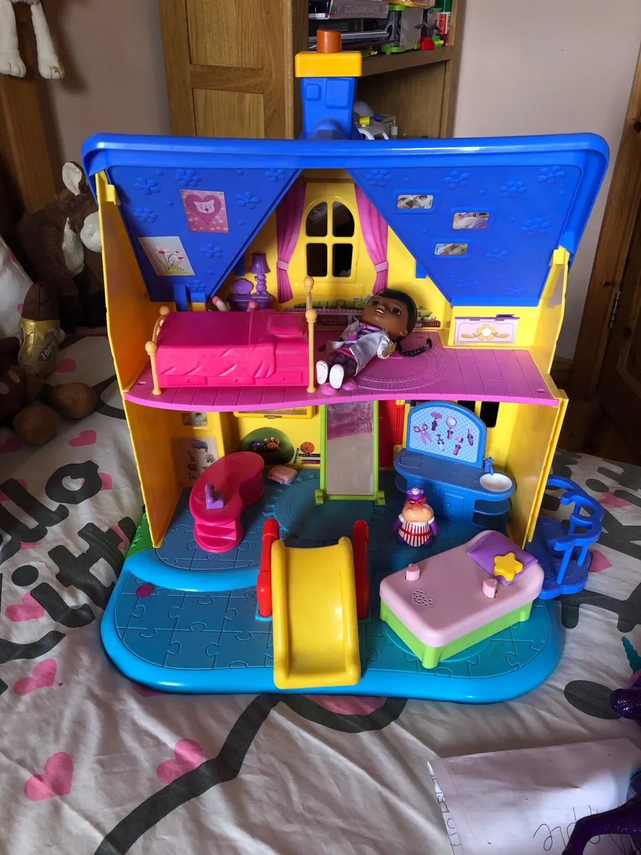 Selection of Girls toys - Image 1