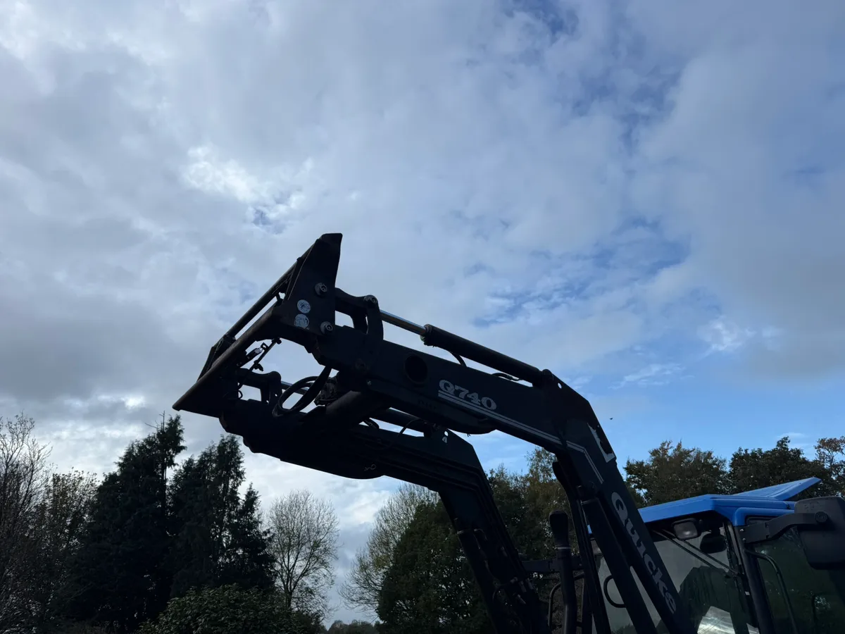 03 New Holland TS90 Quicke Loader €24950 Plus vat - Image 3