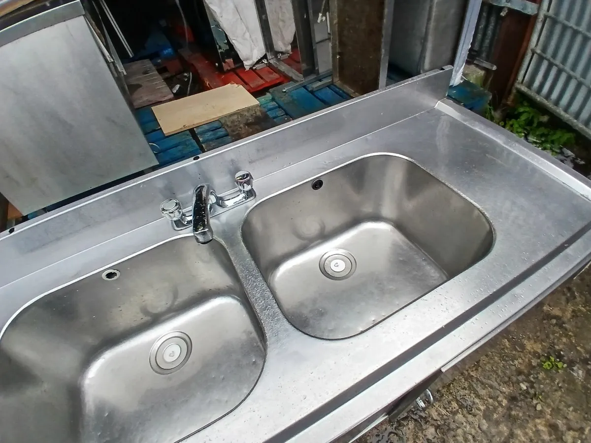 Staneless steel cabbinet double sink unit.... - Image 4