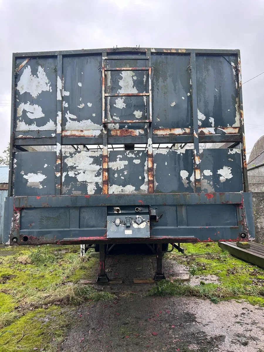 Cattle trailer - Image 2