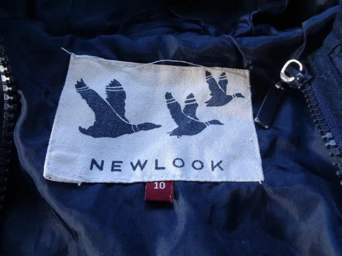 Ladies Navy Quilted Jacket for Sale - Image 2