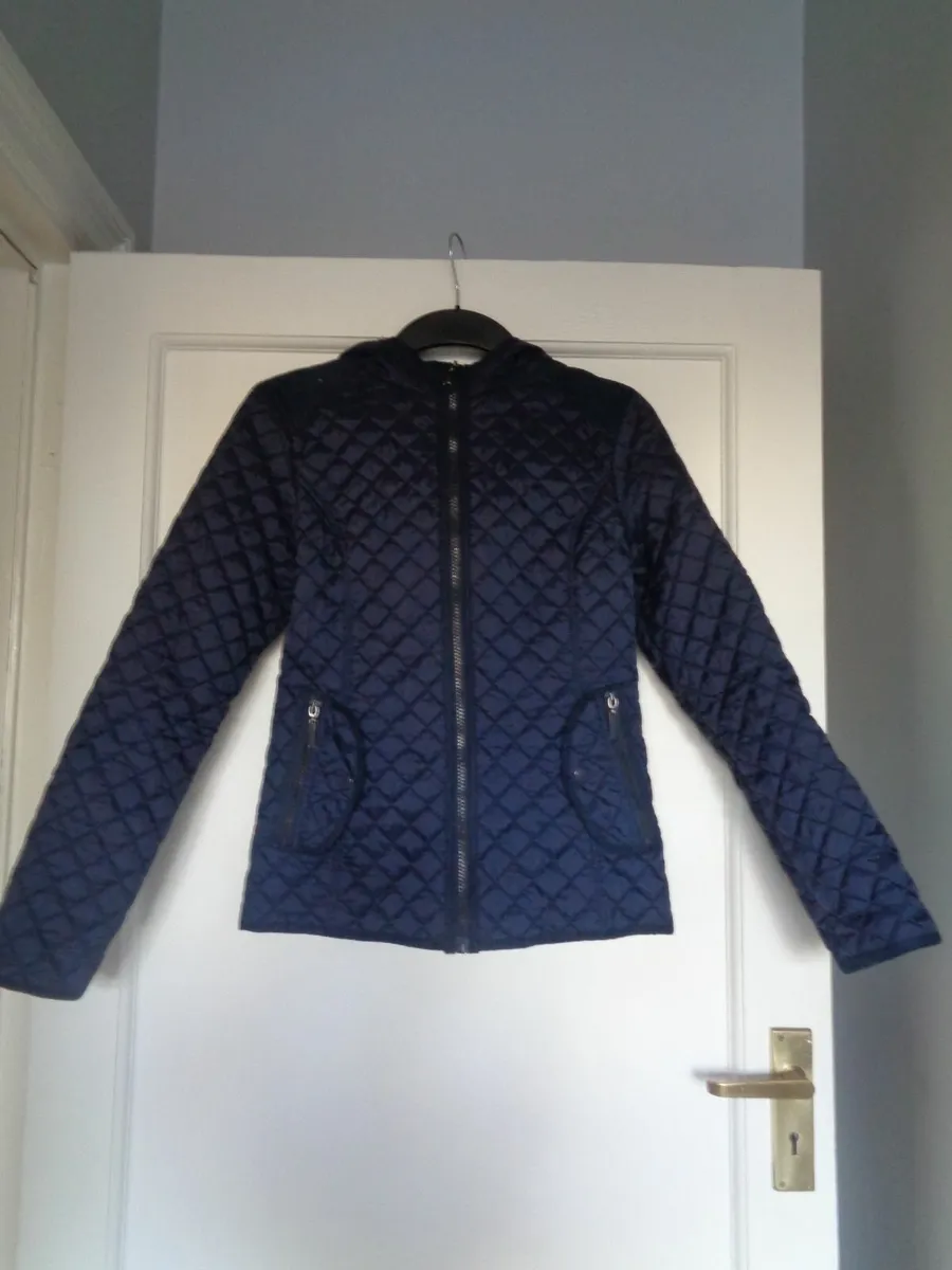 Ladies Navy Quilted Jacket for Sale - Image 4