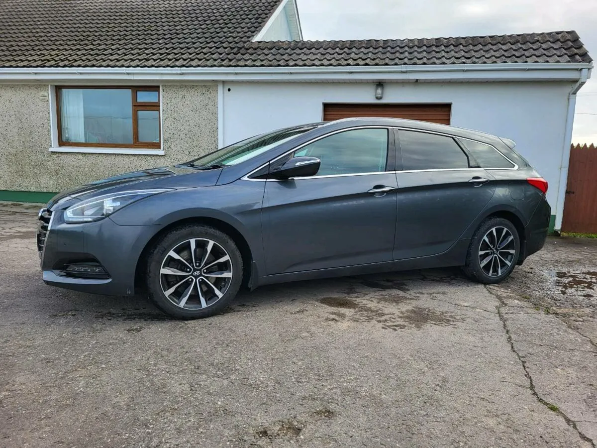 171 Hyundai i40 crdi nct 02/27 - Image 4