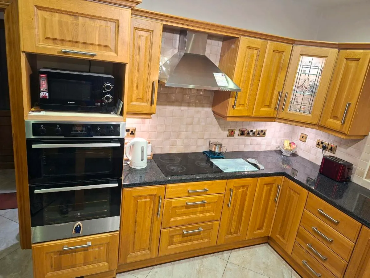 Solid Oak Kitchen - Image 1