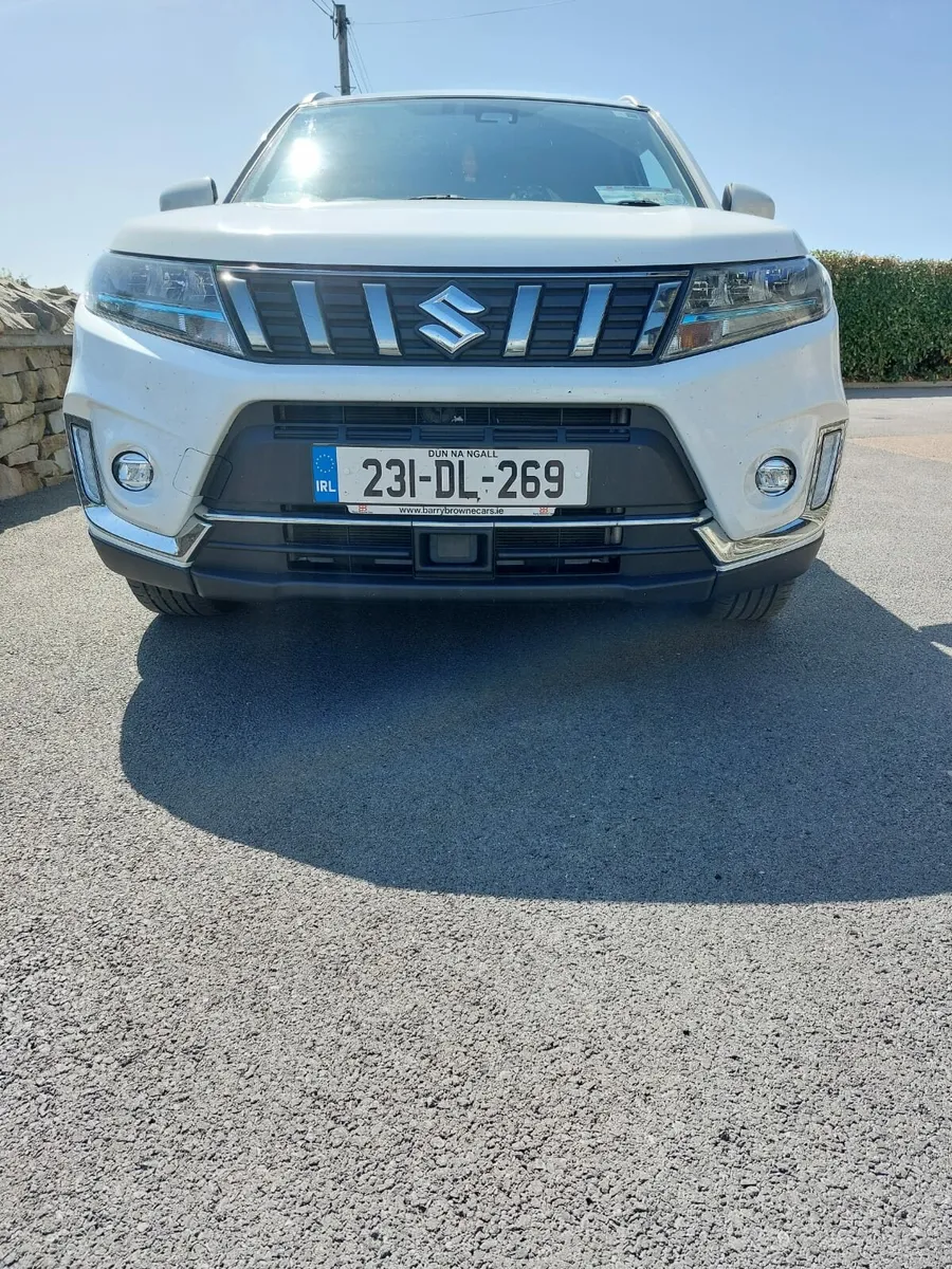 * AUTOMATIC * Suzuki Vitara 1.5 Petrol Hybrid - Image 2