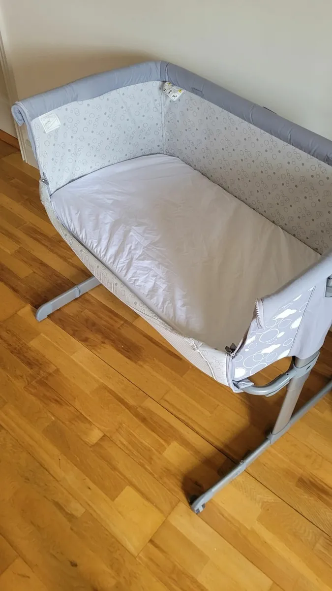 Baby cot - Image 2