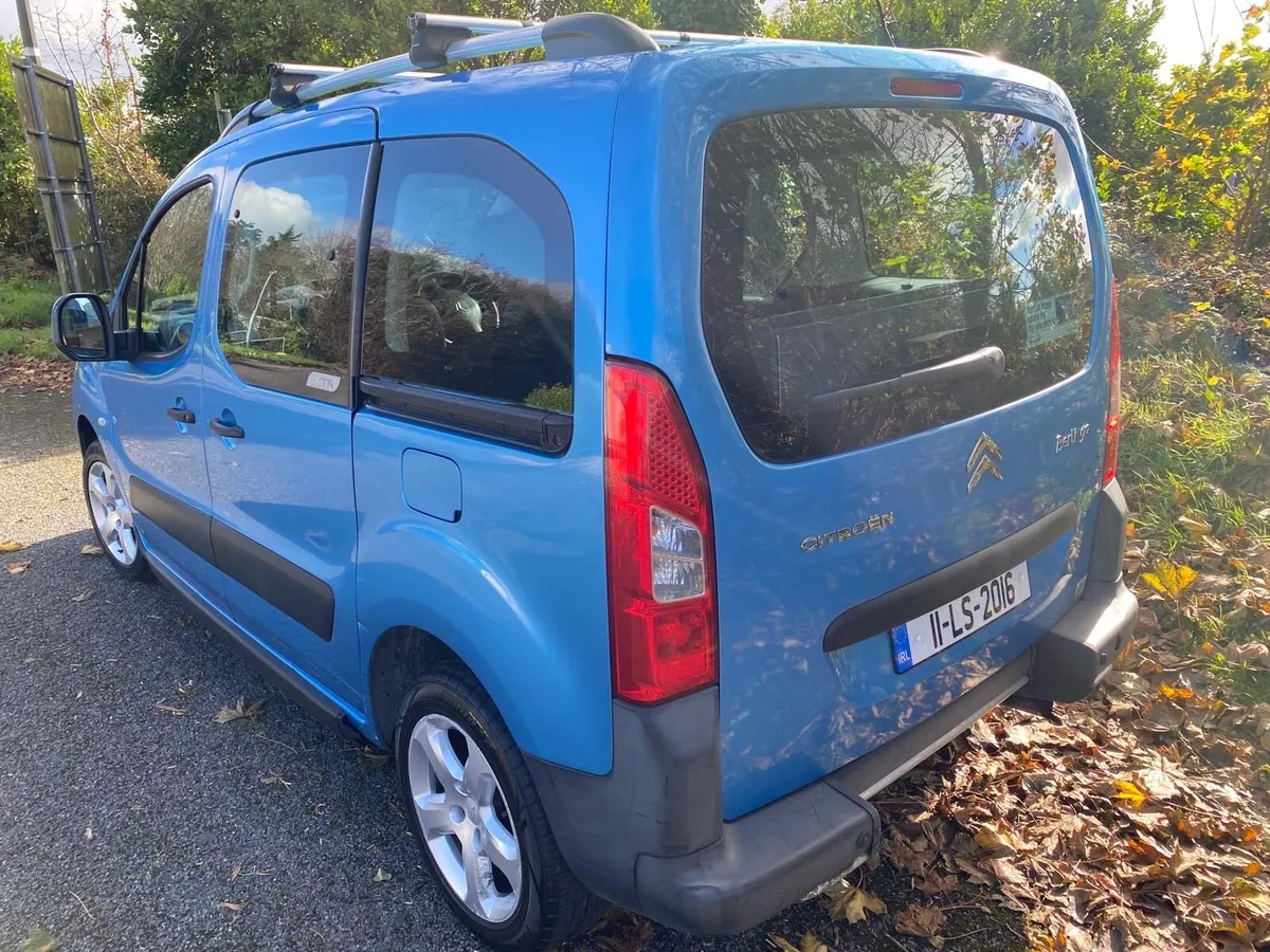 Muiltispace wheelchair car New Nct & Service - Image 4