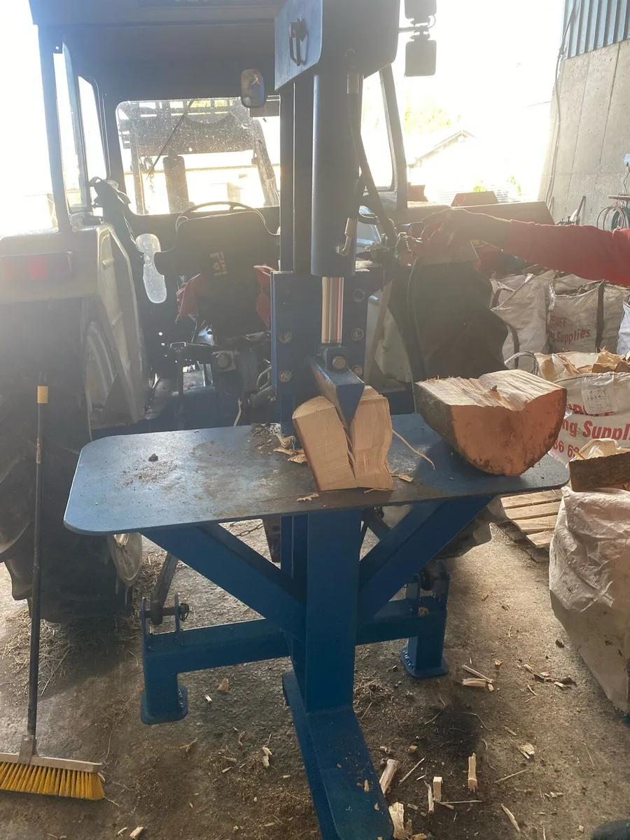 Log splitting services - Image 1