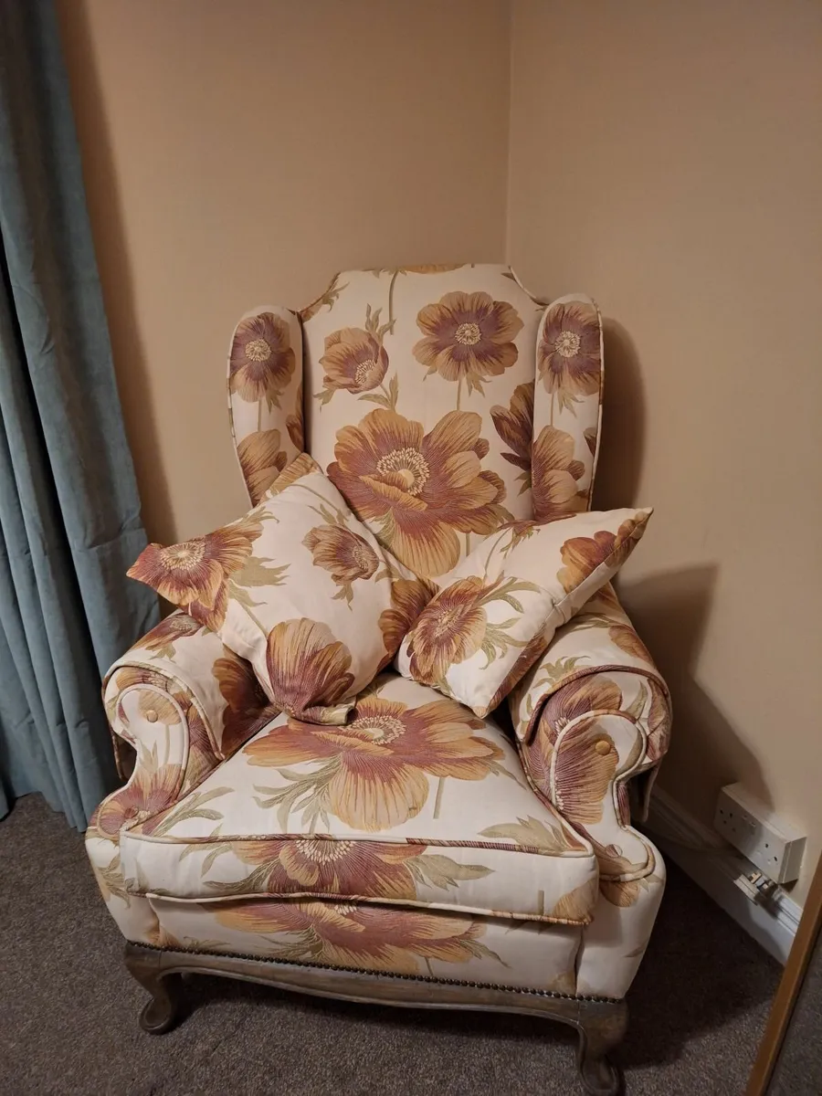 Queen Anne Chair - Image 2