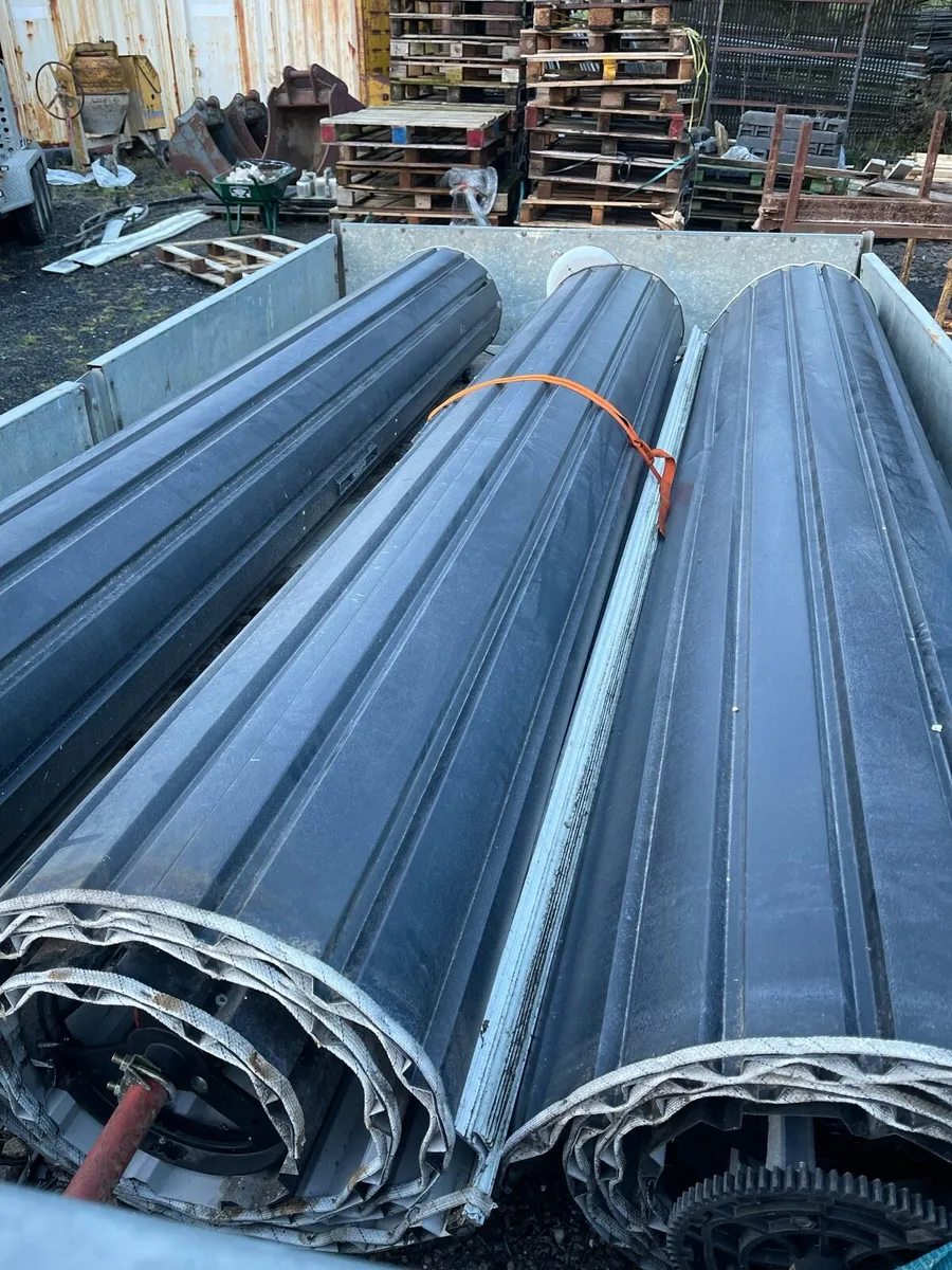 Roller doors - Image 1